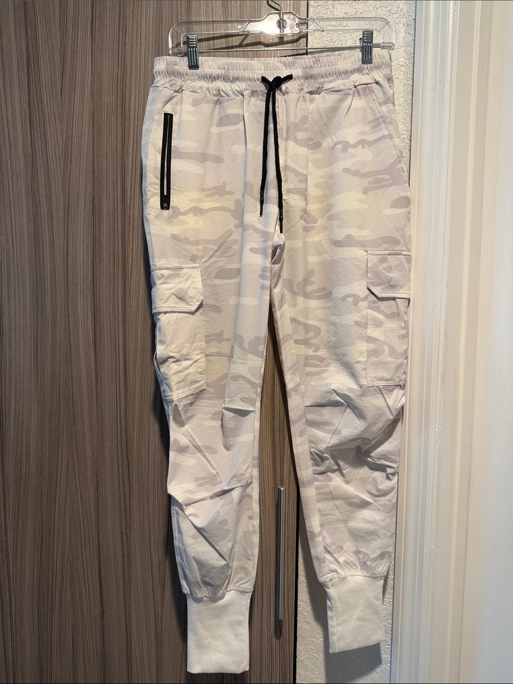 Men's White Camo Cargo Jogger Pants with Drawstring